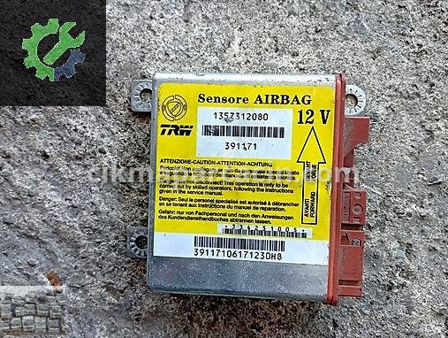 Fiat Punto Airbag Beyni 1357312080 çıkma parça