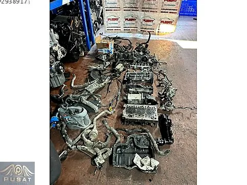 Mazda 3 Enjektör 04B130277J çıkma parça