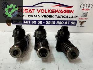 1.4TDİ 3SİLİNDİR AMF BNV BNM ÇIKMA TAKIM ENJEKTÖR 038 130 073 AG