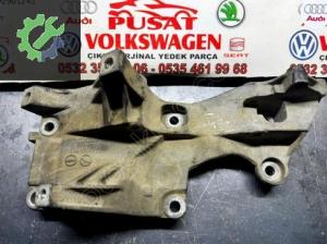 1.4tdi amf bnv bnm çıkma klima şarj baglantı kulağı 045903143E