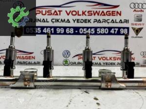 1.4TSİ CZC 125LİK MOTOR SIFIR ORJİNAL ENJEKTÖR TAKIMI RAİL HATTI