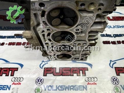 Volkswagen Passat Silindir Kapağı 04E103404AS çıkma parça