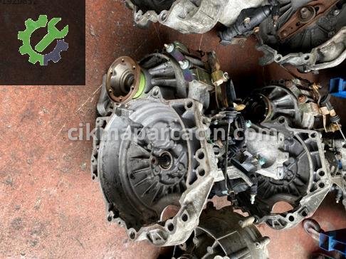 Volkswagen Bora Manuel Şanzıman çıkma parça