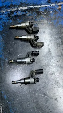 Volkswagen Jetta Enjektör çıkma parça