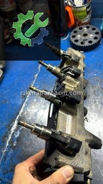 Volkswagen Jetta Enjektör 03C906036A çıkma parça