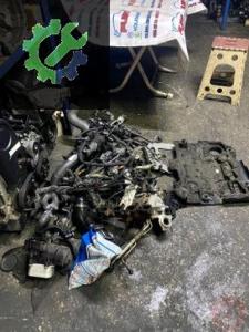 1.6TDİ CAY ÇIKMA MOTOR ETRAFI MOTOR PARÇALARI