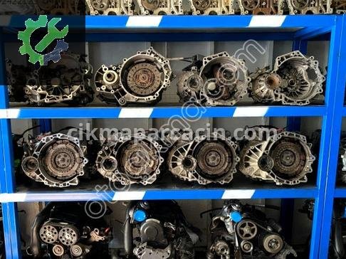 Volkswagen Jetta Şanzıman Komple çıkma parça