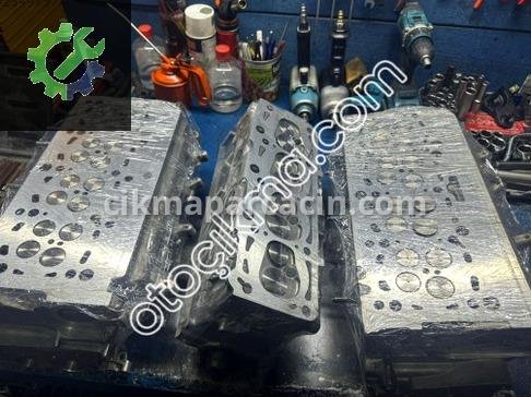 Volkswagen Passat Silindir Kapağı çıkma parça