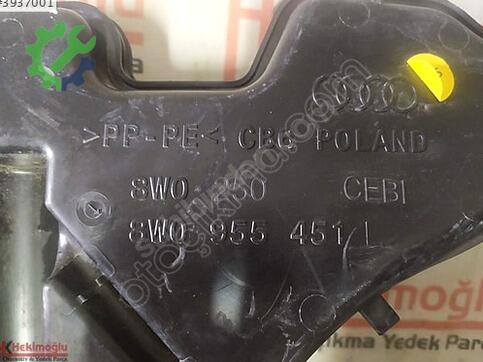 Audi A4 8W09554 çıkma parça
