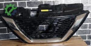 Nissan Qashqai 2017-2021 Çıkma Ön Panjur