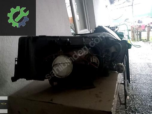Mercedes-Benz EQA Sağ Ön Far çıkma parça - SAYILI OTO HURDA İzmir