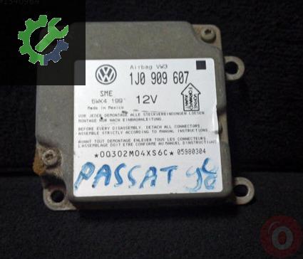 Volkswagen Passat Airbag Beyni (SRS) 1J090960700302M04XS6C çıkma parça