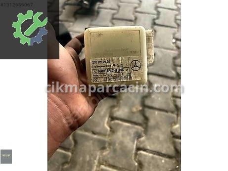 Mercedes-Benz EQA Röle çıkma parça