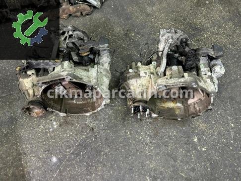 Skoda Octavia Manuel Şanzıman çıkma parça