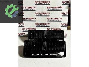 1J0819728C GOLF4 BORA MK4 ORTA KALORİFER İZGARASİ HAVA MENFEZİ