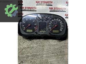 1J0919860E GOLF4 BORA BENZİNLİ OTOMATİK GÖSTERGE PANELİ KM SAATİ