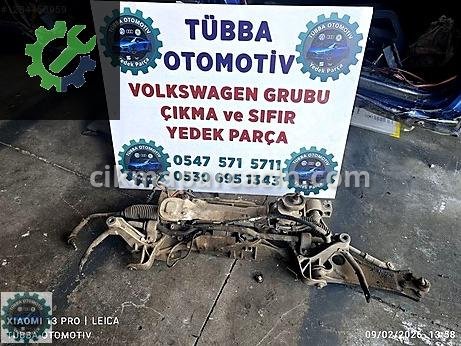 Volkswagen Golf Travers çıkma parça