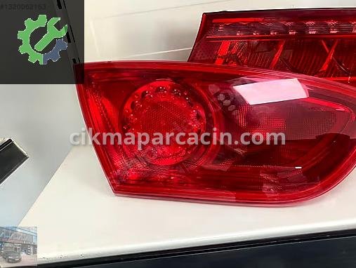 Seat Leon Sağ İç Stop 1P0945094 çıkma parça