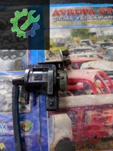 1J0906283A Volkswagen turbo basınç valfi çıkma orijinal