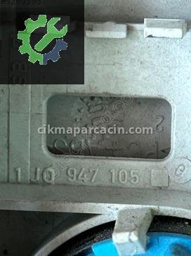 Volkswagen Bora Tavan Lambası 1J0947105 çıkma parça