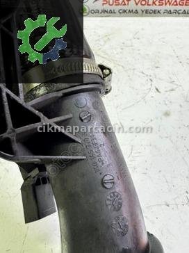 Volkswagen Passat Intercooler Borusu 1K0145770AE çıkma parça