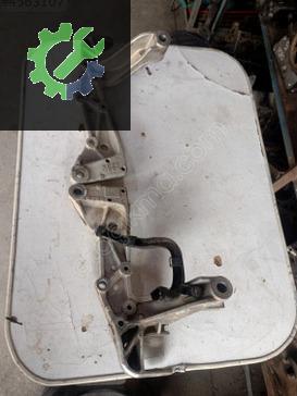 Volkswagen Caddy Motor Braketi 1K0199296E çıkma parça