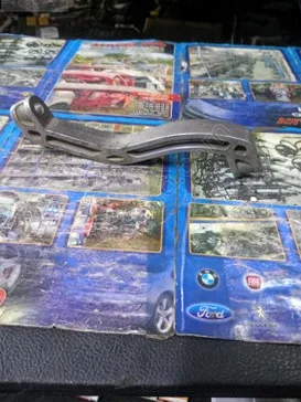 Audi A3 Motor Braketi çıkma parça