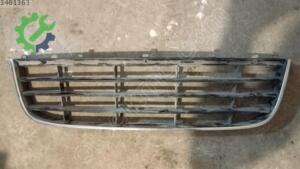 Volkswagen Jetta 2006-2011 Çıkma Tampon Orta Izgara 1K0853101