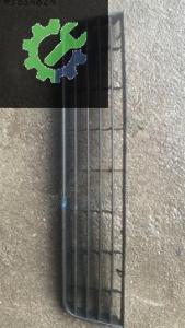 1K0853677 golf5 ön tampon orta ızgara
