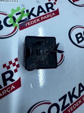 Audi A3 Röle 1K0951253A çıkma parça