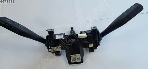 Volkswagen Golf Sinyal Kolu 1K5953521AE çıkma parça