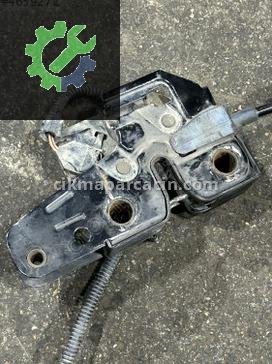 Volkswagen Touran Kapı Kilidi 1T0823509A çıkma parça