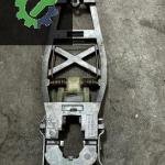 1T0837886B 1T0839886A CADDY TOURAN SAĞ KAPI KOLU İÇ BRAKETİ