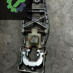 1T0837886B 1T0839886A CADDY TOURAN SAĞ KAPI KOLU İÇ BRAKETİ