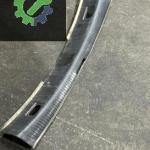 1T0863459A TOURAN BAGAJ PLASTİK KAPLAMASI