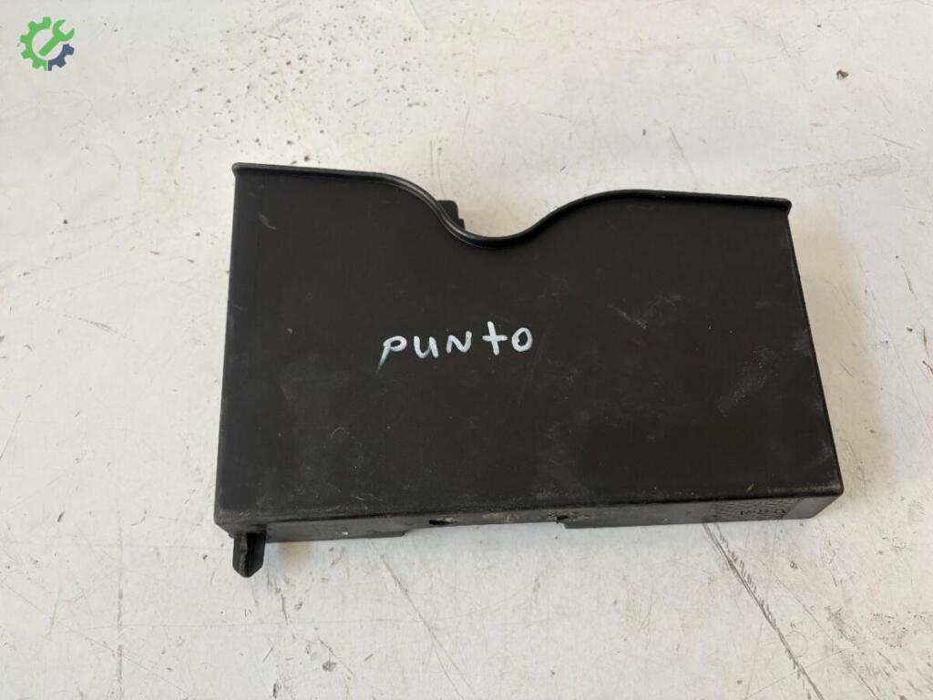 Fiat Punto Torpido Gözü çıkma parça