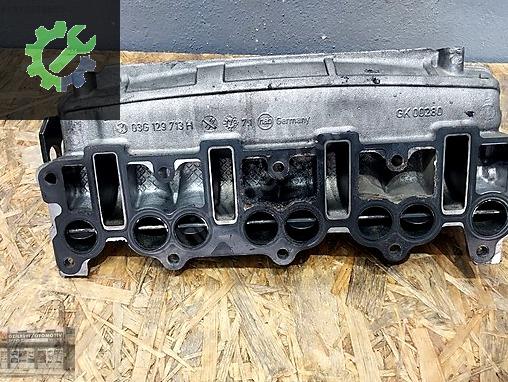 Volkswagen Passat Emme Manifoldu 03G129731H çıkma parça