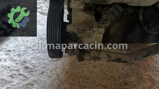 Volkswagen Polo Direksiyon Pompası çıkma parça