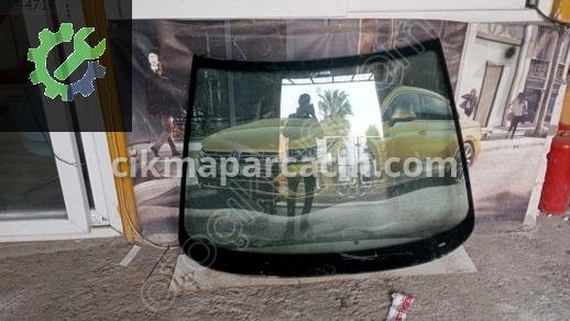 Volkswagen Polo Ön Cam çıkma parça