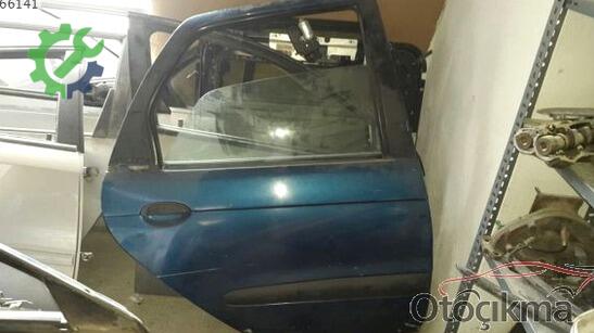 Renault Scenic Tavan çıkma parça