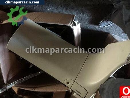 Mercedes-Benz E Serisi Torpido Kapağı çıkma parça