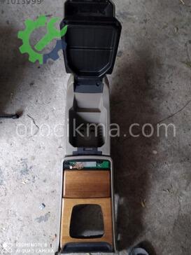 Volvo XC90 Kol Dayama çıkma parça