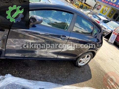 Seat Leon Bagaj Kapağı çıkma parça