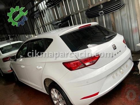 Seat Leon Bagaj Kapağı çıkma parça