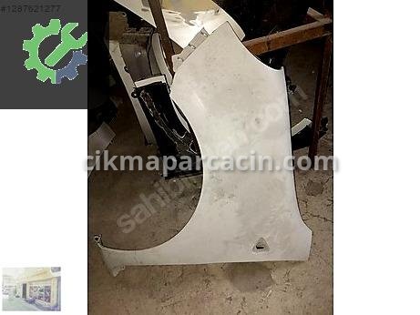 Renault Kangoo Sol Ön Çamurluk çıkma parça