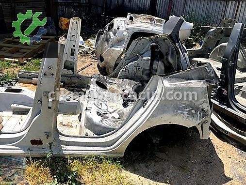 Volkswagen Polo Arka Çamurluk çıkma parça