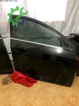 Volvo S60 Sağ Ön Kapı 20112018 çıkma parça