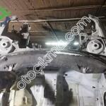 2011 Skoda Superb Ön Şasi Marşpiyel Orta Direk Parçası