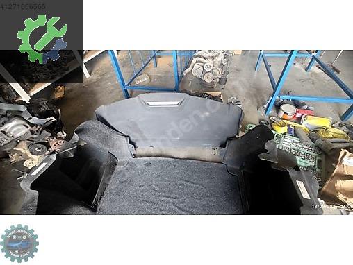 Volkswagen Jetta Kapı Döşemesi çıkma parça