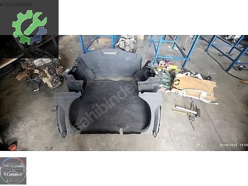 Volkswagen Jetta Taban Halısı çıkma parça